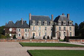 The chateau in La-Ferté-Saint-Aubin