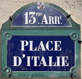 Voir la plaque.