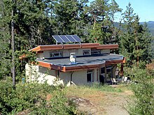 Stoltz Bluff Eco-Retreat: an off-grid home on Vancouver Island, Canada Stoltz Bluff Eco-Retreat off grid home.jpg