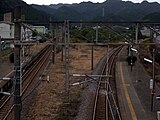 ホーム（跨線橋から小倉側を望む）