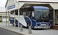 カンガルーバーを装備した西オーストラリア、トランスwaの長距離バス