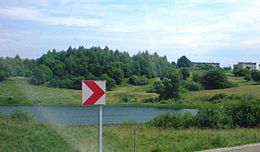 Vartelių ežeras nuo kelio į Vižainis