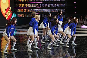 Grupo musical feminino de KPOP na abertura dosJogos Olímpicos de Inverno de PyeongChang 2018