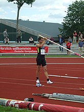 Jan Felix Knobel beendete den Wettkampf nach der achten Disziplin, dem Stabhochsprung