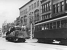 BC Electric streetcars 1910 cropped.jpg