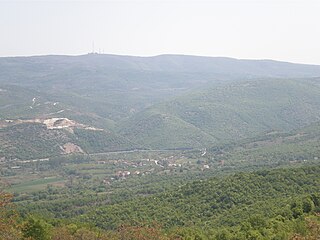 Панорама на селото Бадар, сликано од соседното село Блаце