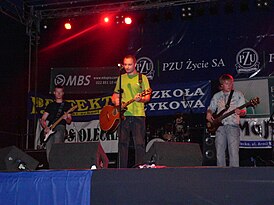 beZ bileta на фестывалі “Fiesta Borealis” 22 ліпеня 2006 года, злева направа: Сяргей Бакавец, Віталь Артыст, Дзяніс Шураў, Дзяніс Стурчанка