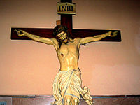 Imagen de Jesús crucificado con la inscripción INRI en la parte superior