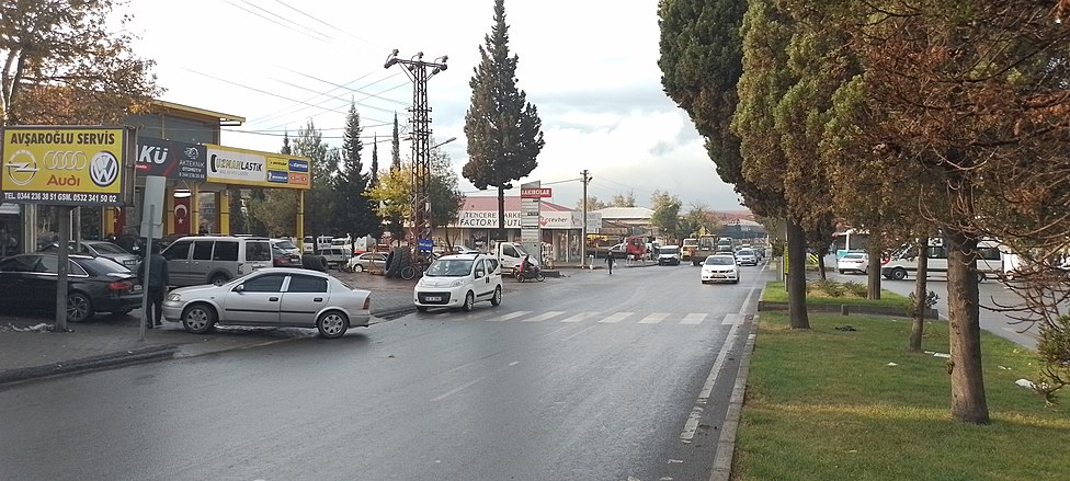 Mehmet Nuri Arıkan Caddesi Ana giriş