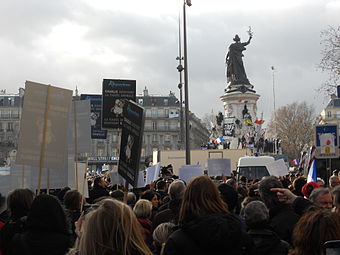На площі Республіки в Парижі на початку маршу.