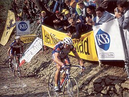 Johan Museeuw and Fabio Baldato on the Muur van Geraardsbergen