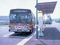 開業直後の南大沢駅バス停付近。駅周辺には何もない（1988年）