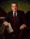 Richard Nixon - Presidential portrait.jpg