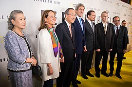 Avec le secrétaire général des Nations unies Ban Ki-moon, et Ségolène Royal...