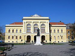 A volt Megyeháza, ma a múzeum főépülete