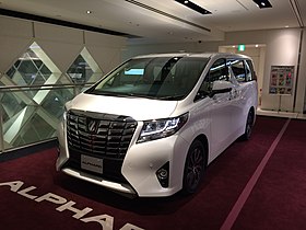 Toyota alphard.JPG