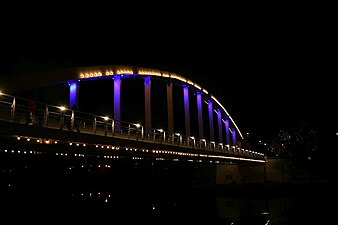 Nuit sur le pont.