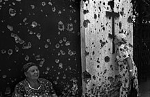 In a church during the war in Grozny, Chechnya, 1994. From the book photo project «War and Faith», 2023. Photo by Oleg Klimov/Liberty.SU