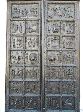 526. Дверь Софийского собора, Великий Новгород. Автор — Aniacra