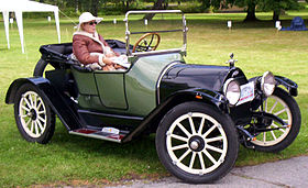 1915 Chevrolet Series H-2 Royal Mail Roadster.jpg