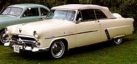 1952 Ford Crestline Sunliner