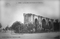 Reims, Arc de Mars et Fontaine Bartholdi