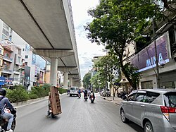 Cầu Giấy road with the Hanoi Metro line 2 above