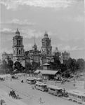 Huvudfasaden mot Zócalo strax efter förra sekelskiftet.