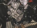 Coupe d'un moteur Genesis 3+2 soupapes (moto Yamaha).