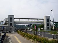千代田インターバスストップと結ぶ歩道橋