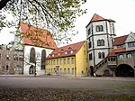 Moritzburg, Burghof mit Maria-Magdalenen-Kapelle.