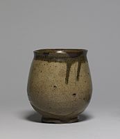 Tea ceremony vessel, stoneware with ash glaze, Edo period, early 19th century