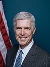 Judge Gorsuch official portrait.jpg