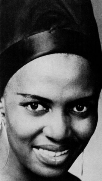 Bestand:Miriam Makeba (1968).png