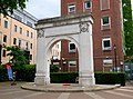 Northern Side of the War Memorial, Guy's Hospital.jpg