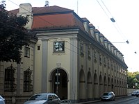 Ehemaliger Reitschultrakt zur Prinz-Eugen-Straße, Sitz der Schweizer Botschaft