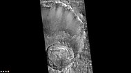 火星勘测轨道飞行器背景相机拍摄的泰泰陨击坑。