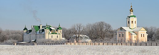 le monastère Motronynskiy dans le Parc national de Kholodny Yar.