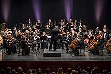 תזמורת האופרה הקאמרית בניצוחו של ואג פפיאן