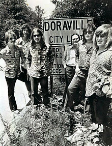 Atlanta Rhythm Section in 1977. From left to right: J. R. Cobb, Ronnie Hammond, Barry Bailey, Paul Goddard, Robert Nix, Dean Daughtry.