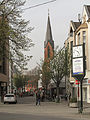 Benrath, l'église (die Sankt Cäciliakirche) dans la rue