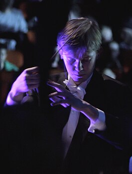 Frederik Magle conducting 2011 (cropped).jpg