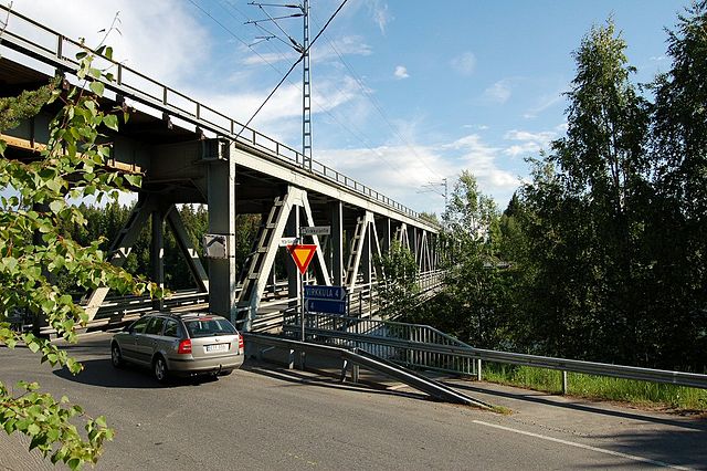 Iijoen rautatie- ja maantiesilta