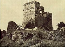 Garha Fort in Killa Ghat