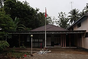 Kantor kepala desa (pembakal) Aluan Sumur