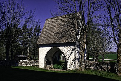 Lychgate no muro exterior