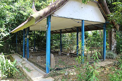 Komplek makam Raja Jambulipo