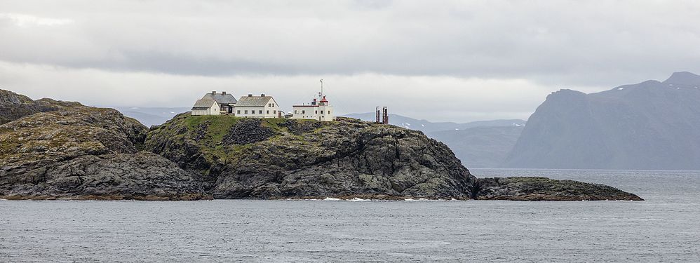 Helnes Lighthouse, Magerøya