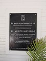 Placa donde se otorga el reconocimiento al mérito histórico del edificio que alberga al Museo del Asalto a las Tierras.