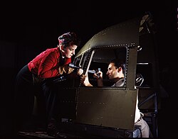 Práce na kokpitu letounu C-47, Alfred T. Palmer, 1942
